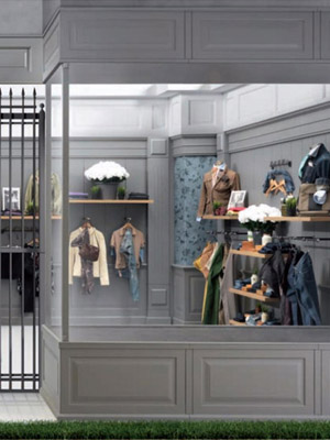 agencement boiserie pour boutique de pret-a-porter